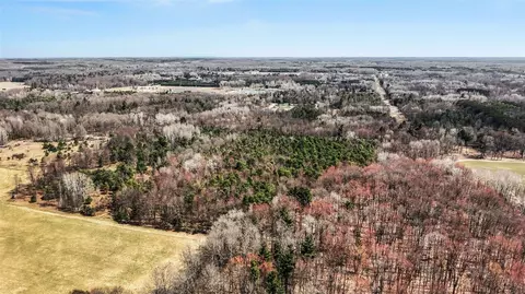 N Croswell, White Cloud, MI 49349 photo 9