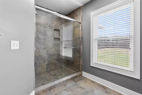 Bath - 6570 N 39th, Augusta, MI 49012 photo 7 of 13