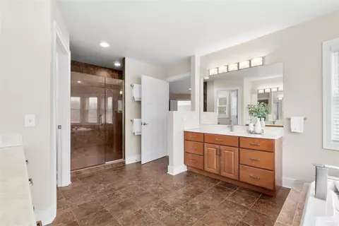Bath - 6570 N 39th, Augusta, MI 49012 photo 10 of 13