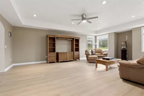 Living - 6570 N 39th, Augusta, MI 49012 photo 7 of 11