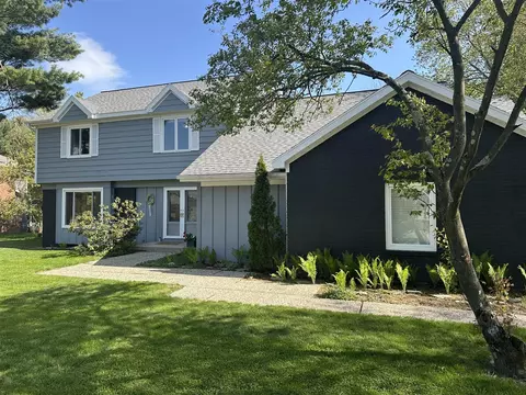 7395 Cascade, Grand Rapids, MI 49546