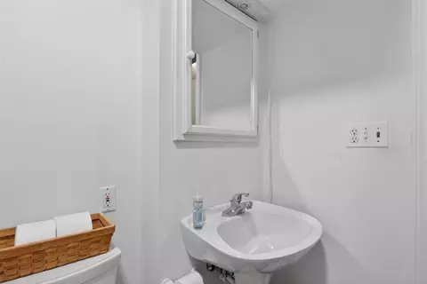 Bath - 5135 Moscow, Spring Arbor, MI 49283 photo 5 of 6