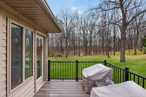 Exterior - 5135 Moscow, Spring Arbor, MI 49283 photo 11 of 17