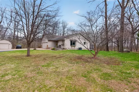 Exterior - 5135 Moscow, Spring Arbor, MI 49283 photo 6 of 17
