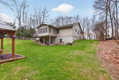 Exterior - 5135 Moscow, Spring Arbor, MI 49283 photo 13 of 17