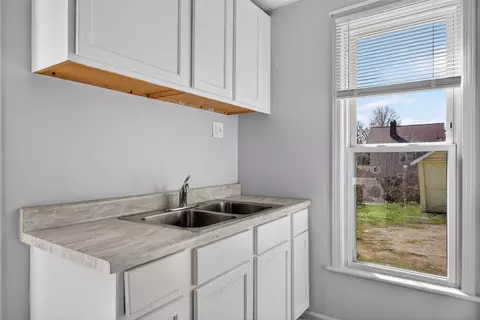 Kitchen - 202 S West, Jackson, MI 49201 photo 1 of 2