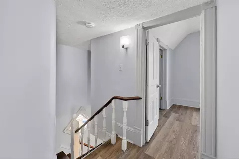 Entry Way - 202 S West, Jackson, MI 49201 photo 8 of 9