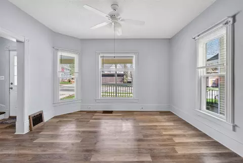Living - 202 S West, Jackson, MI 49201 photo 2 of 7