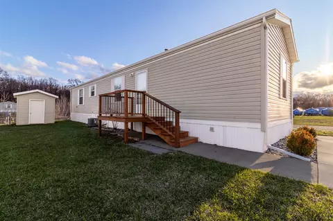 11975 Farmview, Shelbyville, MI 49344