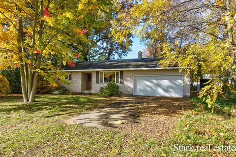 275 S 8th, Fruitport, MI 49415