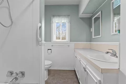 Bath - 7200 N Waldron, Jerome, MI 49249 photo 1 of 2