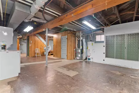 Entry Way - 7200 N Waldron, Jerome, MI 49249 photo 1 of 1