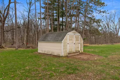 Exterior - 7200 N Waldron, Jerome, MI 49249 photo 13 of 14