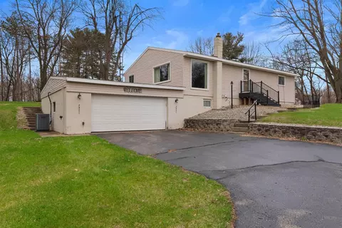7200 N Waldron, Jerome, MI 49249