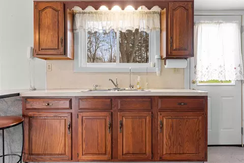 Kitchen - 7200 N Waldron, Jerome, MI 49249 photo 6 of 6