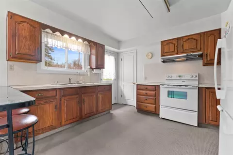 Kitchen - 7200 N Waldron, Jerome, MI 49249 photo 2 of 6