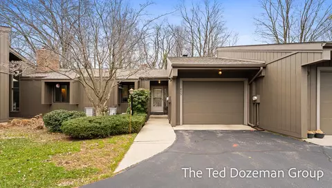 845 Brook Vlg, Holland, MI 49423