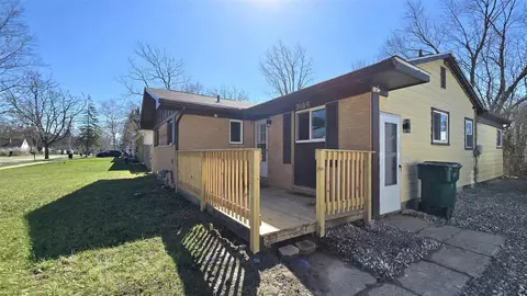 3109 Risdale, Lansing, MI 48911
