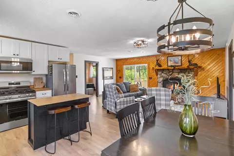 Dining - 27 E 9 Mile, Irons, MI 49644 photo 2 of 2
