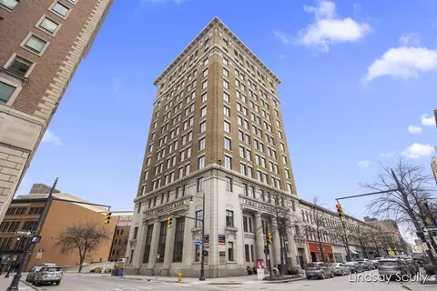 60 Monroe Ctr #10C, Grand Rapids, MI 49503