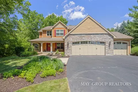 5254 Canyon Riv, Ada, MI 49301