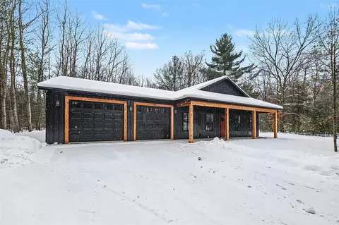 10262 S Sheridan, Fenwick, MI 48834