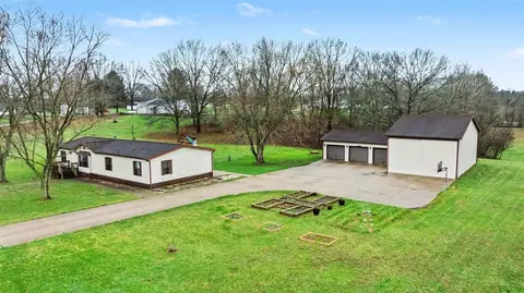 1216 10th, Martin, MI 49070
