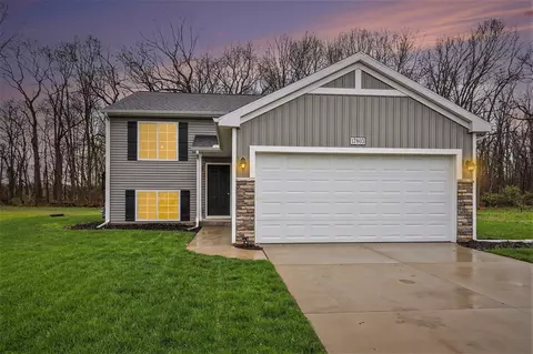 17803 Bluff, Three Rivers, MI 49093