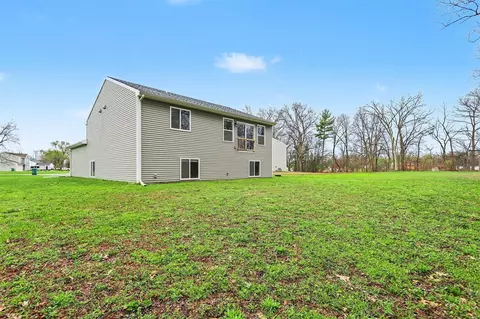 Exterior - 17803 Bluff, Three Rivers, MI 49093 photo 4 of 4