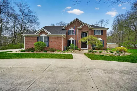 1900 Emerald Frst, Niles, MI 49120