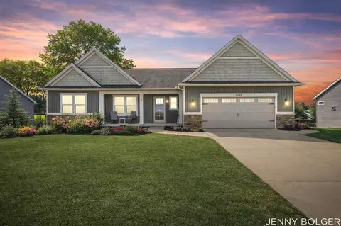 2286 Byron Shrs, Byron Center, MI 49315