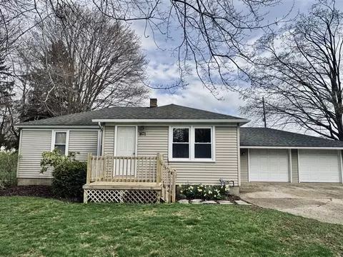 1671 State, Holland, MI 49424