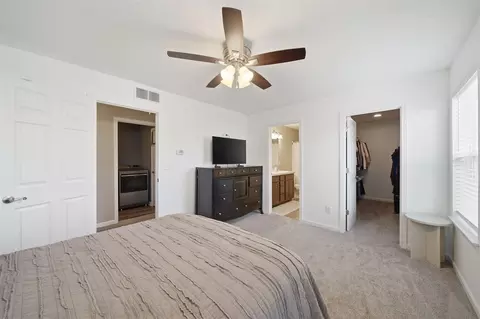 Bedroom - 744 Pemberton, Jackson, MI 49203 photo 5 of 6