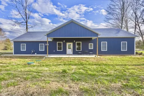 331 E State, Hanover, MI 49241