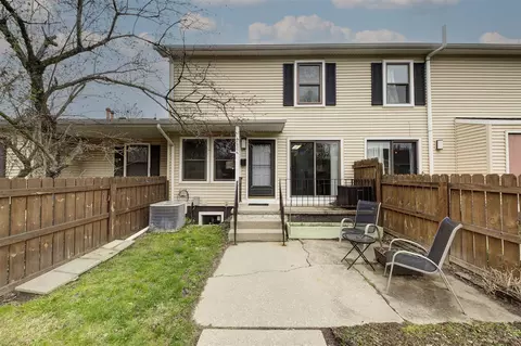 2824 Roundtree, Ypsilanti, MI 48197