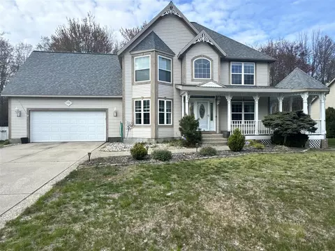 1106 Brookway, Norton Shores, MI 49441