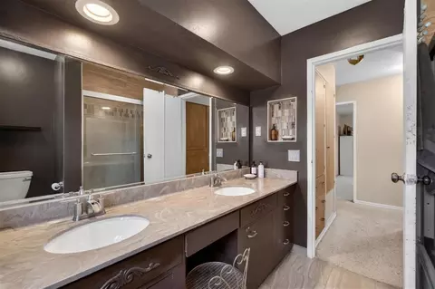 Bath - 3928 Stonewall, Jackson, MI 49203 photo 2 of 4