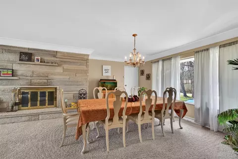 Dining - 3928 Stonewall, Jackson, MI 49203 photo 3 of 4