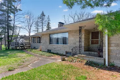 Exterior - 3928 Stonewall, Jackson, MI 49203 photo 2 of 14