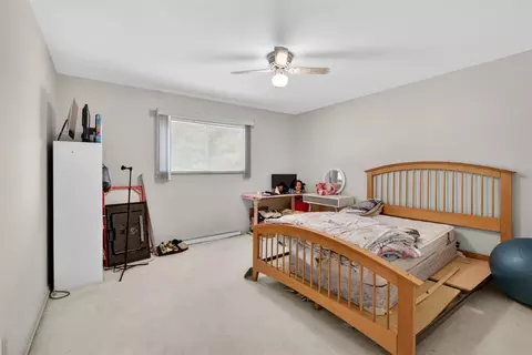 Bedroom - 3928 Stonewall, Jackson, MI 49203 photo 6 of 7
