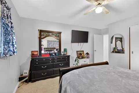 Bedroom - 3928 Stonewall, Jackson, MI 49203 photo 2 of 7