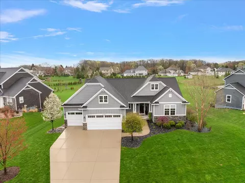 5734 Stonebridge, Grandville, MI 49418