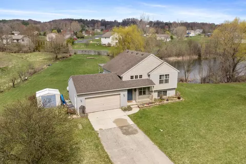 10480 Wolven, Rockford, MI 49341