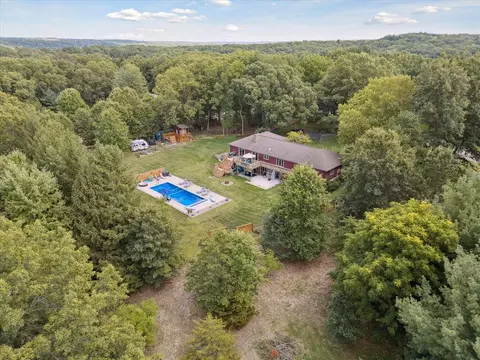 7999 Shadybrook, Ada, MI 49301