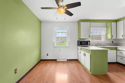 220 Mary, Plainwell, MI 49080 photo 7