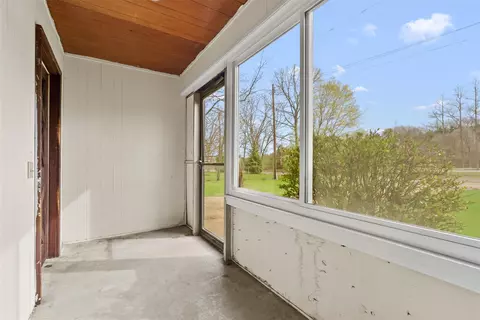 220 Mary, Plainwell, MI 49080 photo 2