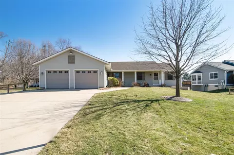4180 Ivanrest, Grandville, MI 49418