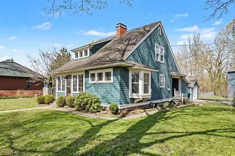 225 Sutherland, Watervliet, MI 49098