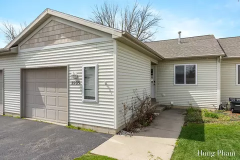2925 Harmony, Wyoming, MI 49519