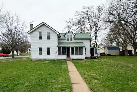 112 W Clinton, Augusta, MI 49012